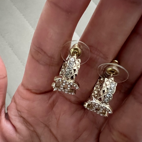 Chanel hoop cc earrings. - Picture 2 of 7